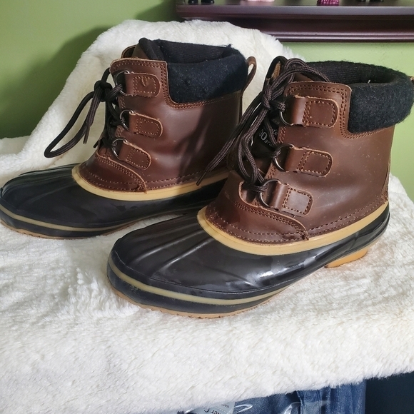 Natural Selection Bass Pro Shops Outdoor Rain Duck Boots Size 7 - Picture 3 of 5